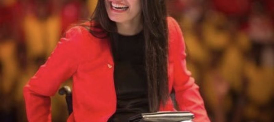 Muniba Mazari Impresses Bollywood Heroes At VUAE’17