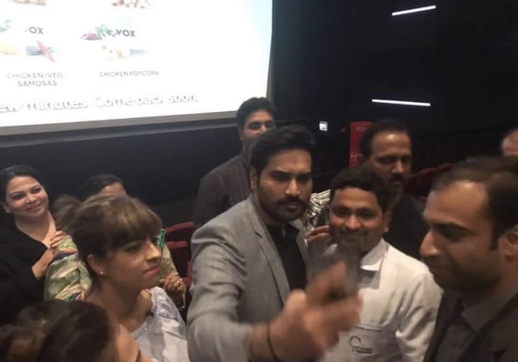 Humayun Saeed Surprises Fans In Dubai