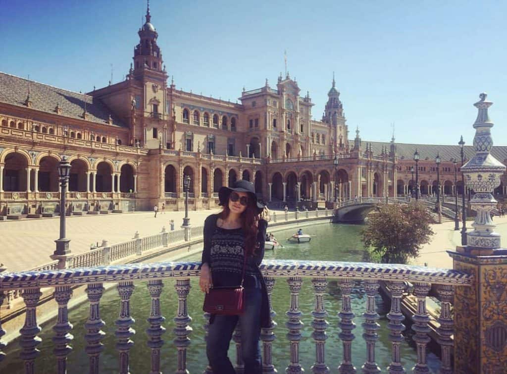Momina Mustehsan's Trip To Spain!