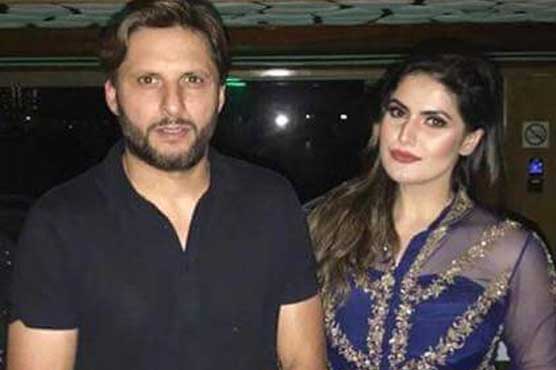 Zareen Khan Fangirls Over Shahid Khan Afridi