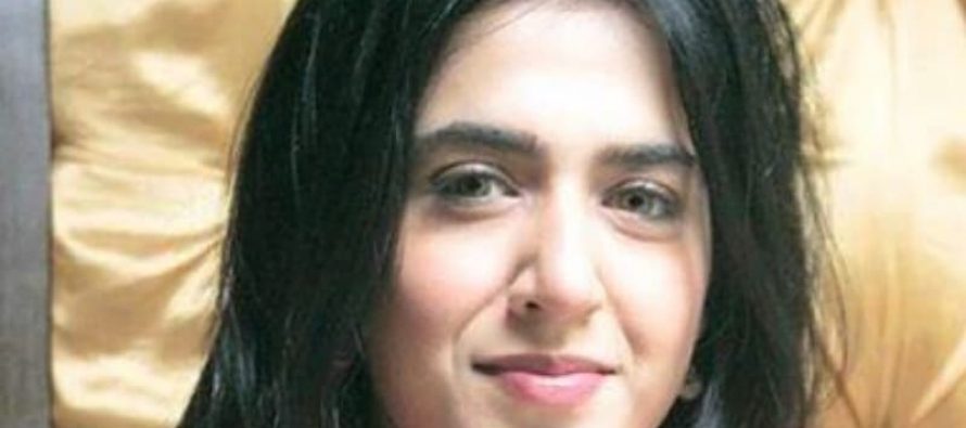 Mansha Pasha Exposes A Fake Facebook Page In Her Name