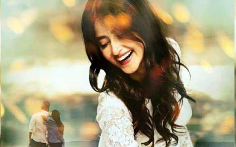 "Hamare yahan baaghi larki kissay aachi lagti hai?" Says Sajal Aly