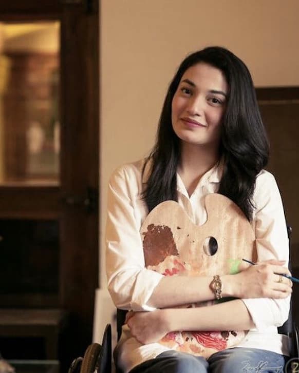 Muniba Mazari Faces Criticism, Court Charges, Ousting And Replies To It All