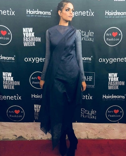 Sarish Khan First Pakistani To Walk In NYFW!