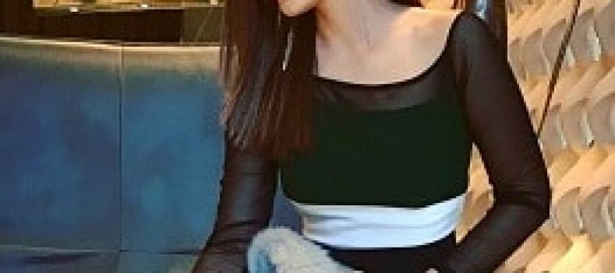 Ayesha Omar Hangs Out With International Models!