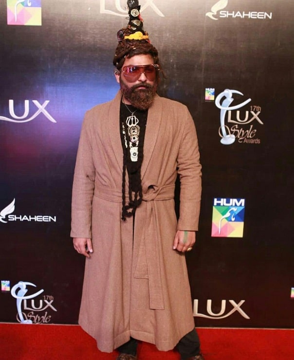 Celebrities At The Lux Style Awards 2018!