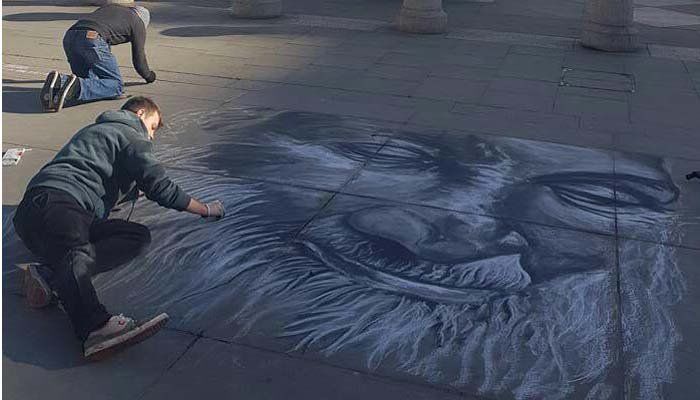 British Artist Pays Tribute To Edhi Sahab