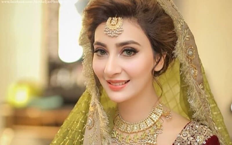 Aisha Khan Looks Lovely On Her Mayun And Mehndi