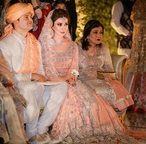 Aisha Khan Baraat Pictures! | Reviewit.pk