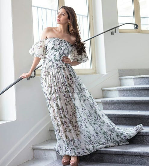 Mahira Khan's Cannes Lookbook!