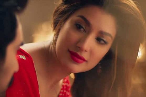 Mehwish Hayat Records A Punjabi Solo Song!