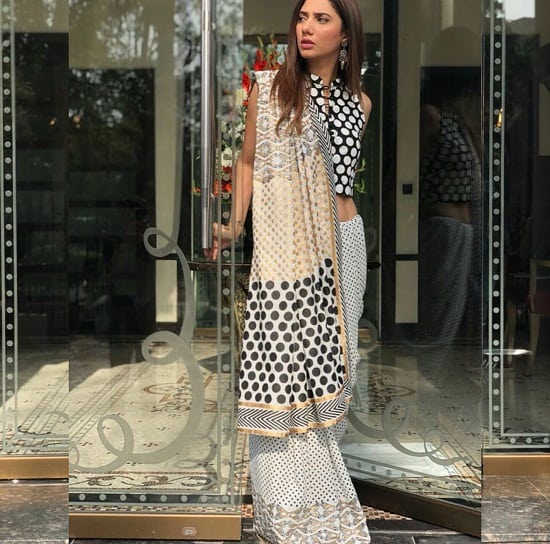 Mahira Khan Goes Traditional For 7DMI Promotions!