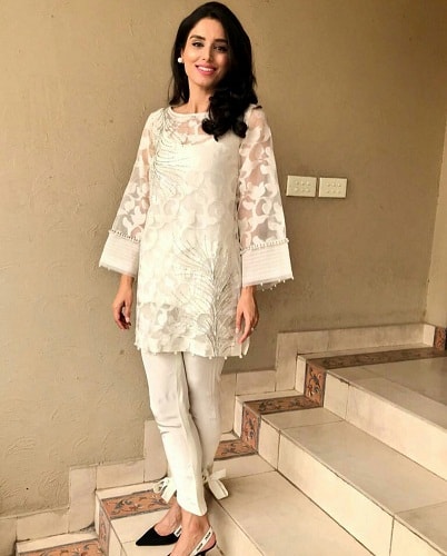 Celebrities On Eid ul Fitr 2018! | Reviewit.pk