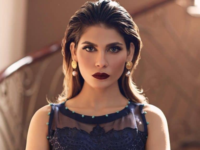 Supermodel Amna Babar Faces Harassment!