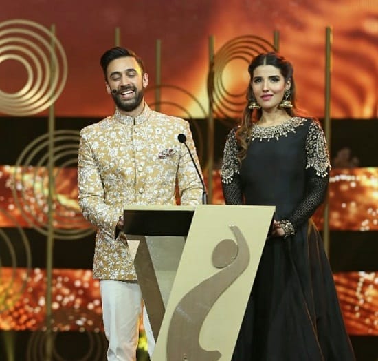 Celebrities Dazzle At Hum Awards 2018!