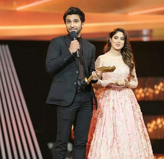 Celebrities Dazzle At Hum Awards 2018!