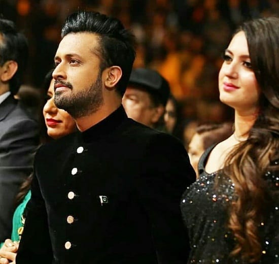 Celebrities Dazzle At Hum Awards 2018!