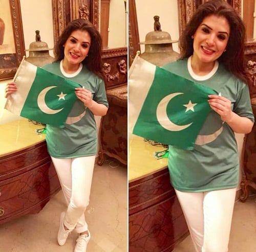 Celebrities Celebrate Independence Day With Zeal And Passion!