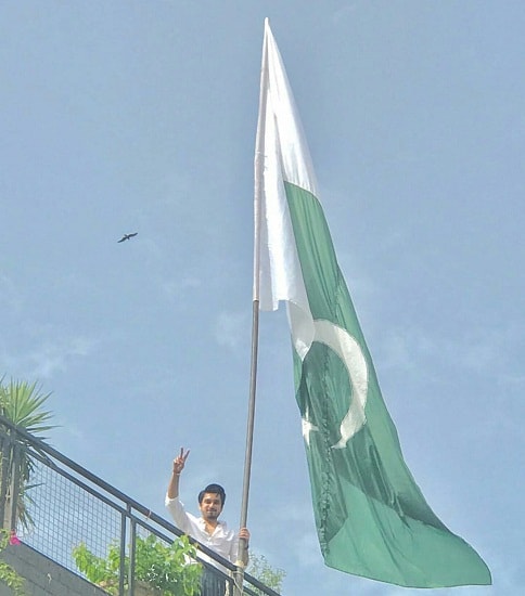 Celebrities Celebrate Independence Day With Zeal And Passion!