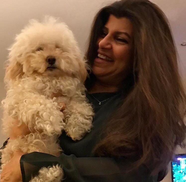 Arts-and-Entertainment-Rubina-Ashraf-With-Her-Pet-Dog-14263