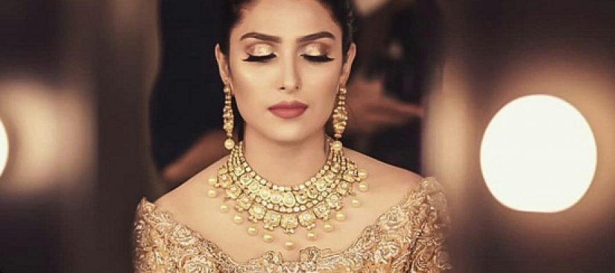 Ayeza Khan Lauds Mehreen Syed’s Confidence