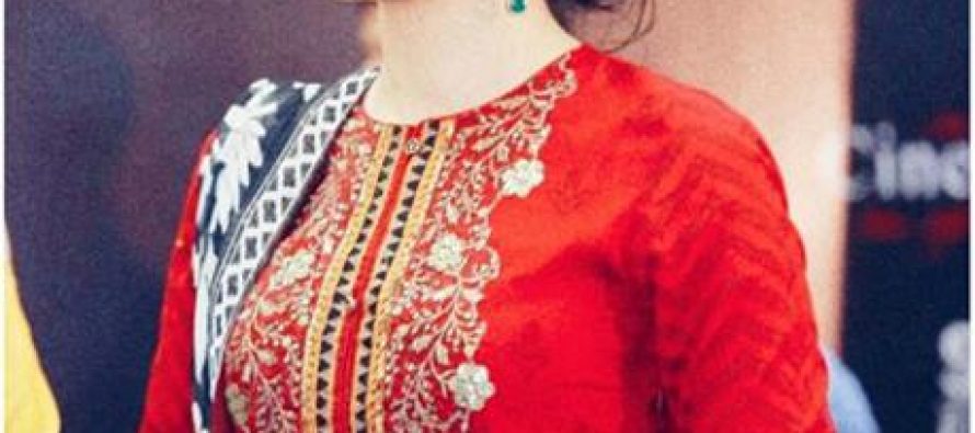 Kubra Khan Is Serving In This Desi Look