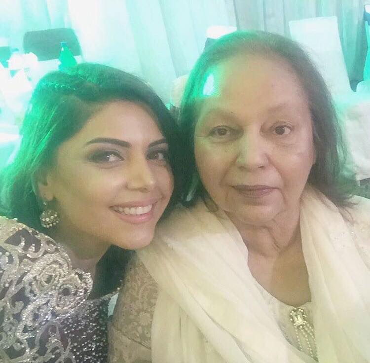 Heartwarming Pictures Of Hadiqa Kiani With Her Son And Mother