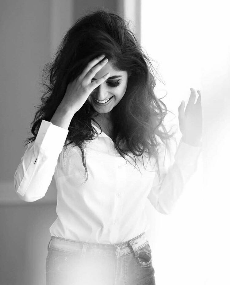 Sajal Ali's Pictures From A Latest Photo Shoot
