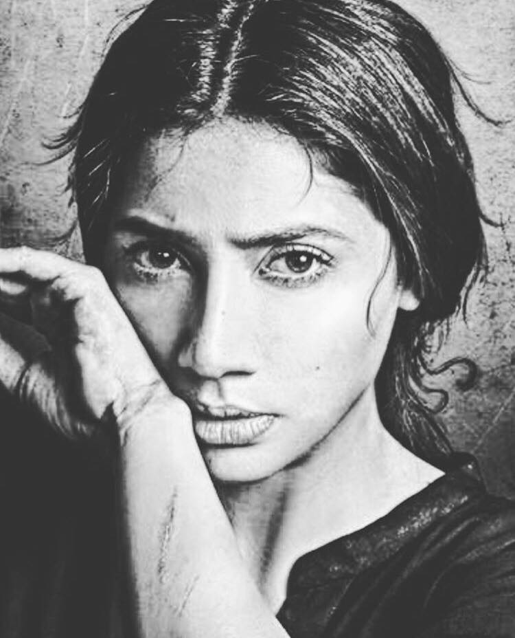 Mahira Khan's Savage Reply To A Hater