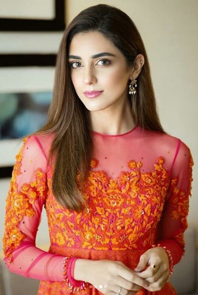 Beautiful Maya Ali Slaying In Recent Pictures