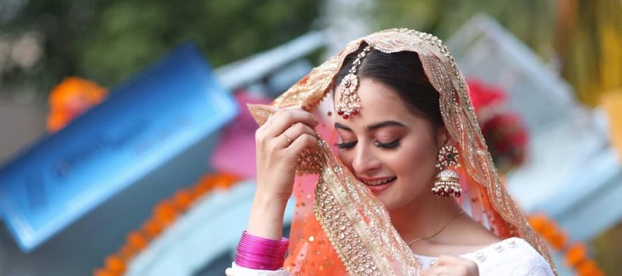 Aiman Khan Dholki Event Professional Pictures 2018