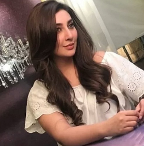 Ayesha Khan's Shoot First Time After Marriage