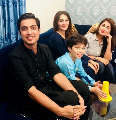 Iqrar ul Hassan With His Family-Pictures