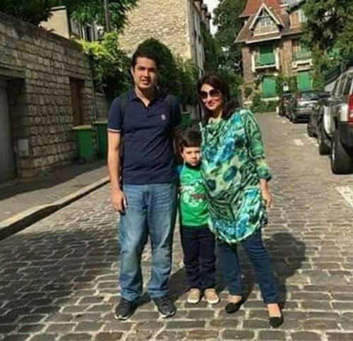 Iqrar ul Hassan With His Family-Pictures