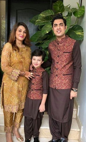 Iqrar ul Hassan With His Family-Pictures