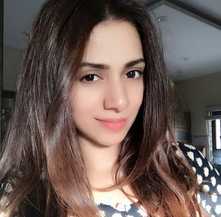 Tooba Siddiqui Is Enjoying With Her Family