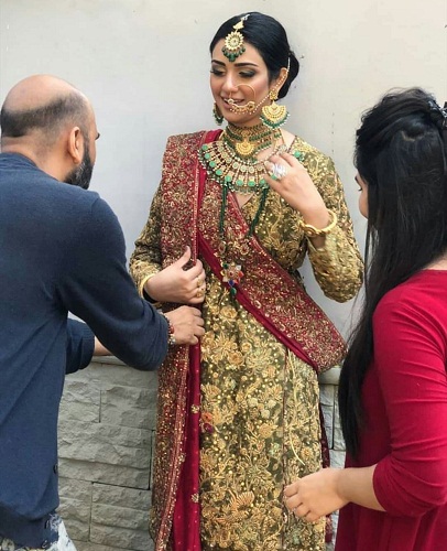 Sara Khan's BTS Shots From A Bridal Shoot