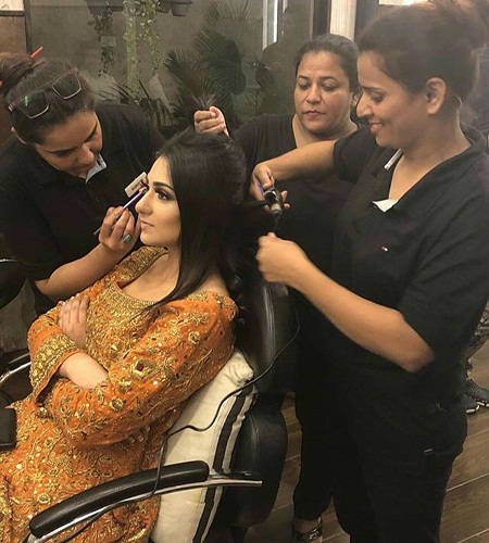 Sara Khan's BTS Shots From A Bridal Shoot