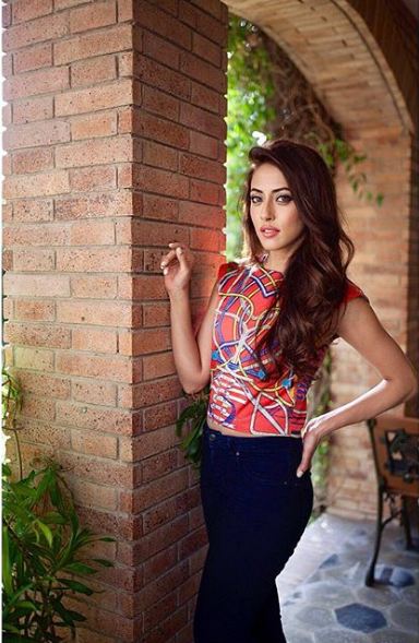 Ainy Jaffri Rehman Stuns In A Pure Desi Look