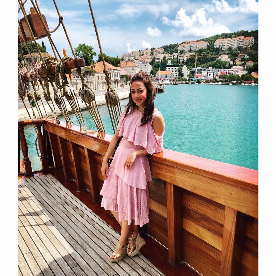 Ainy Jaffri With Her Husband in Croatia | Beautiful Pictures