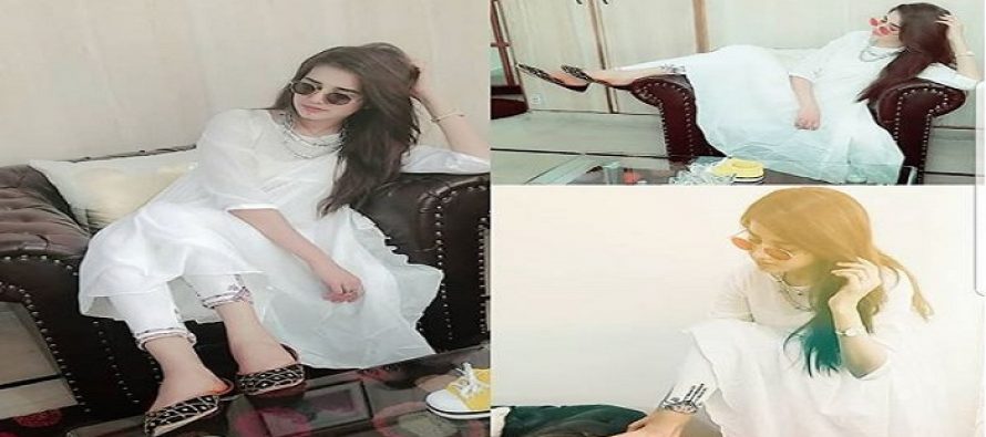 Anum Fayyaz With Her Husband And Sister’s In Law