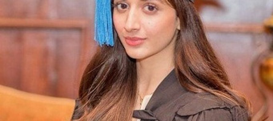 Mawra Hocane Gets Academic Excellence Award