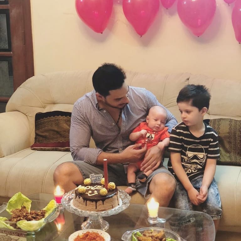 Kanwar Arsalan's Birthday Pictures with his Family