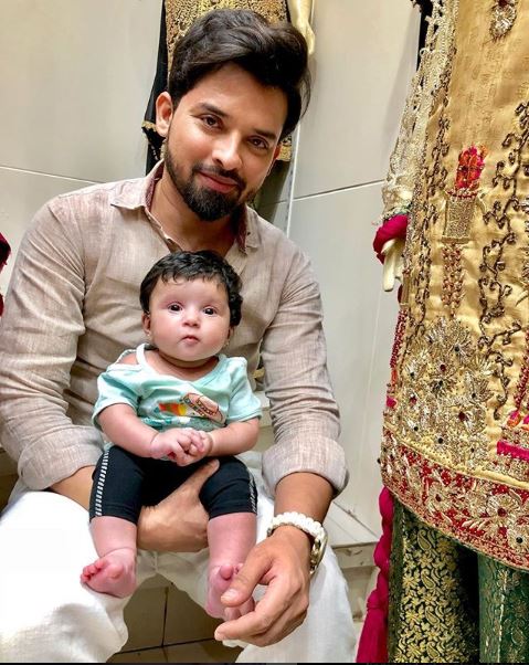 Noman Habib's Latest Pictures With His Wife and Daughter