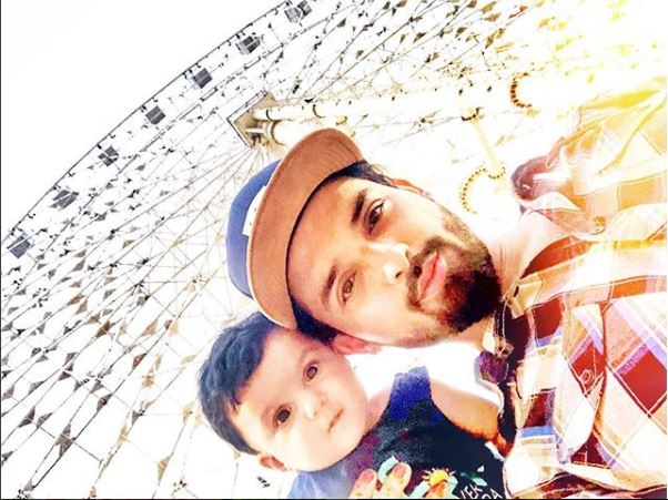 Noman Habib's Latest Pictures With His Wife and Daughter