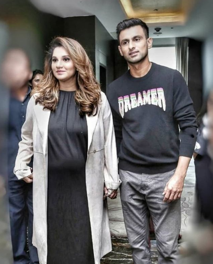 Shoaib and Sania Latest Pictures in Hyderabad