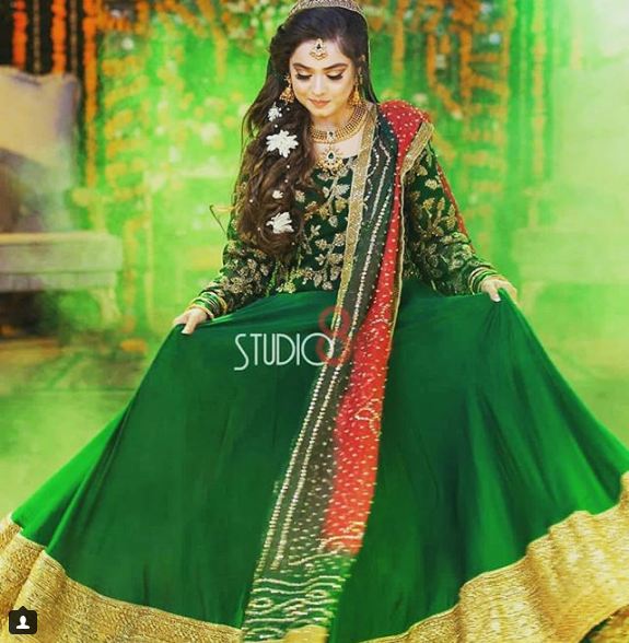 Was Sara Razi Khan’s Mehndi Outfit An Inspiration From Someone