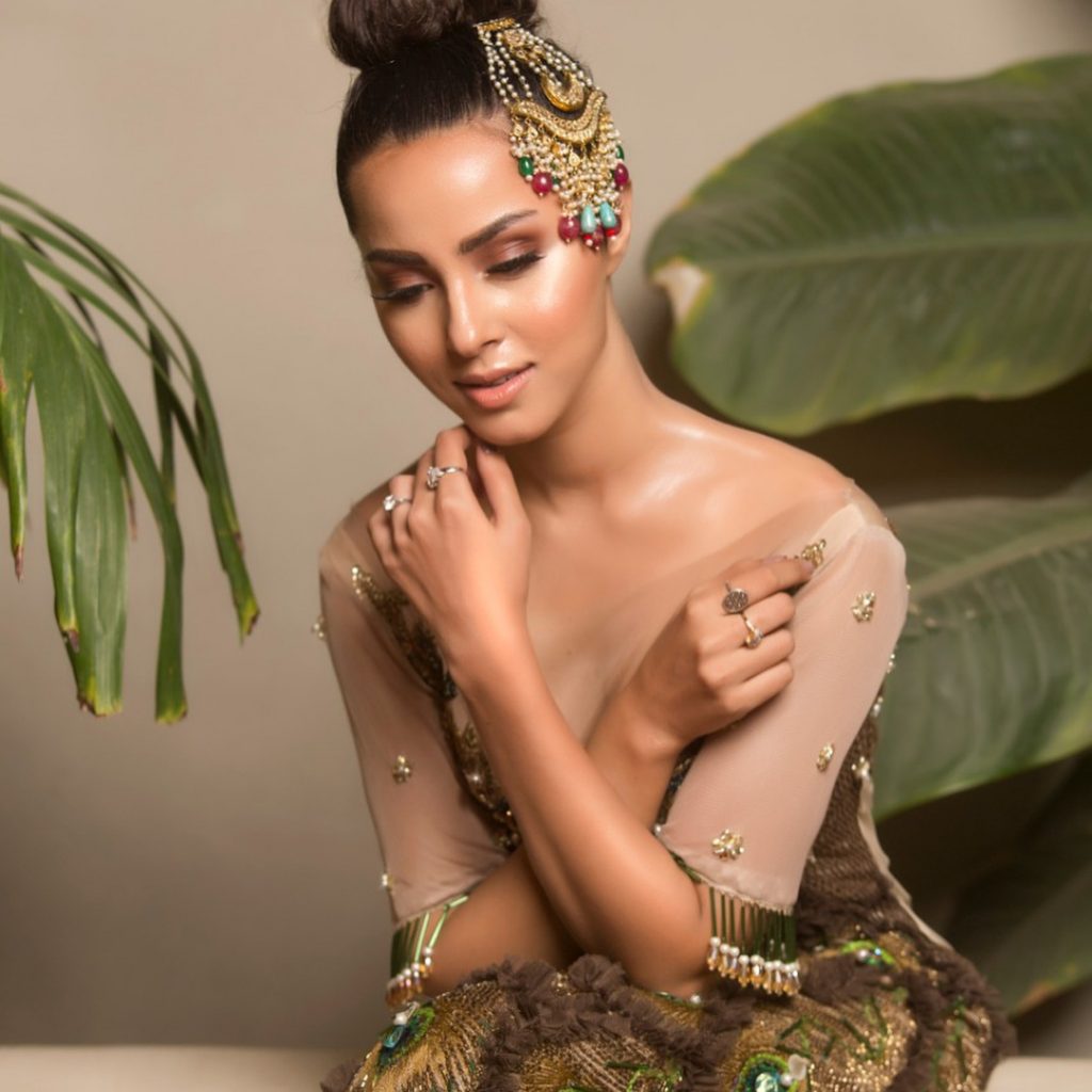 Nimra Khan Will Make You Fall In Love With Her In This Photo Shoot