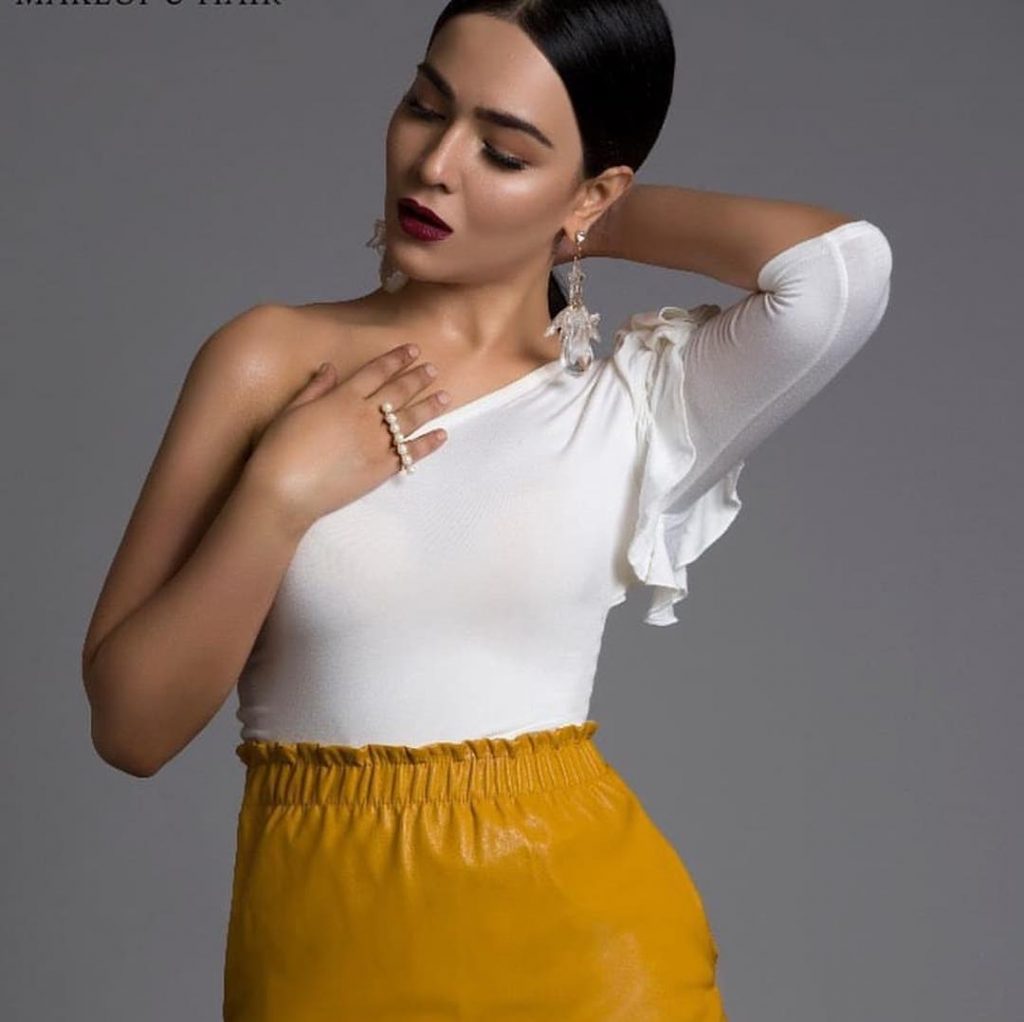 Humaima Malick Bold Photo Shoot Got Too Many Negative Comments