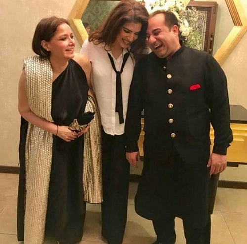 Resham Shares A Picture With RFAK And Babra Shareef